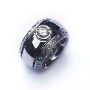 strakke bolle ring van oud goud
